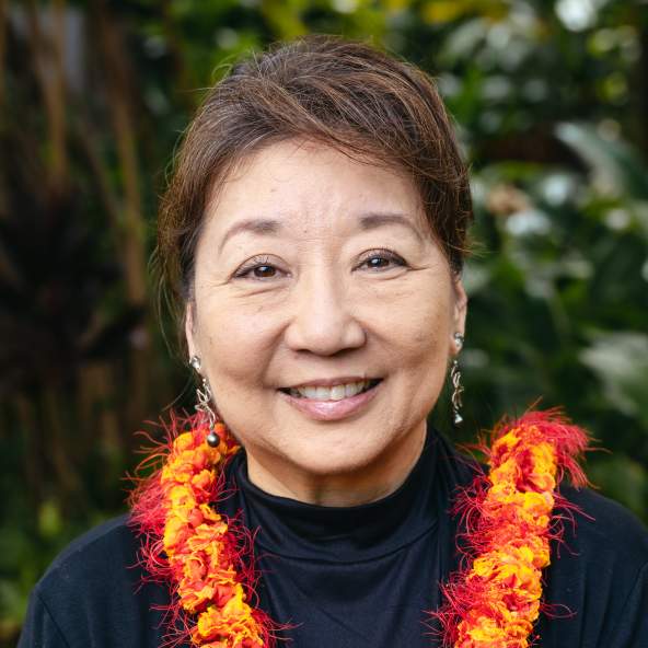 Shari Lee