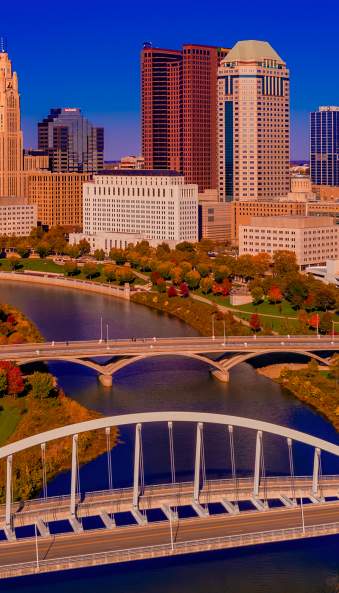 Columbus skyline in the fall