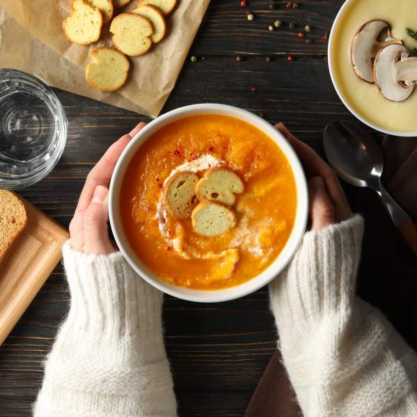 Cozy Eats and Warm Drinks: The Best Huntsville Restaurants for Comfort Food