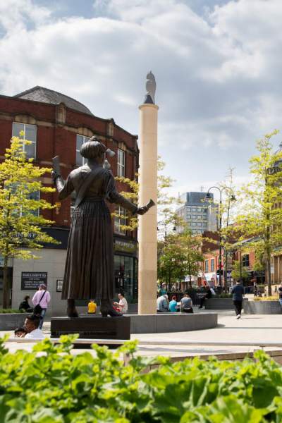 Manchester to Oldham: A Simple Day-Trip Itinerary