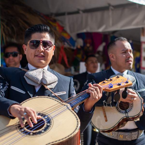 Hispanic guitarists at FusionFest 2022