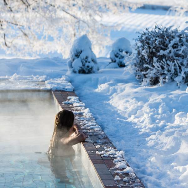 Exotic winter swimming in the pool at Klækken Hotel