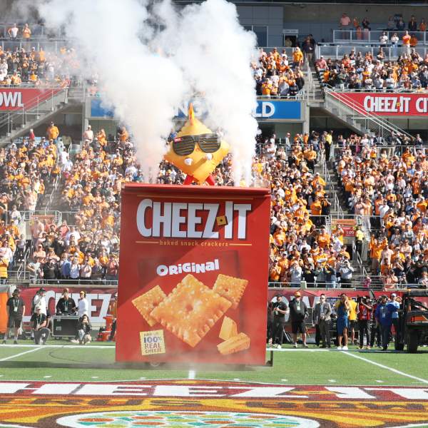 Cheez-it Bowl Photos (Teams, Players, Mascot)