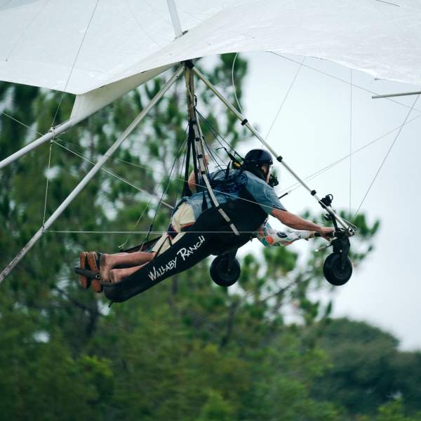 Hang gliding at Wallaby Ranch
