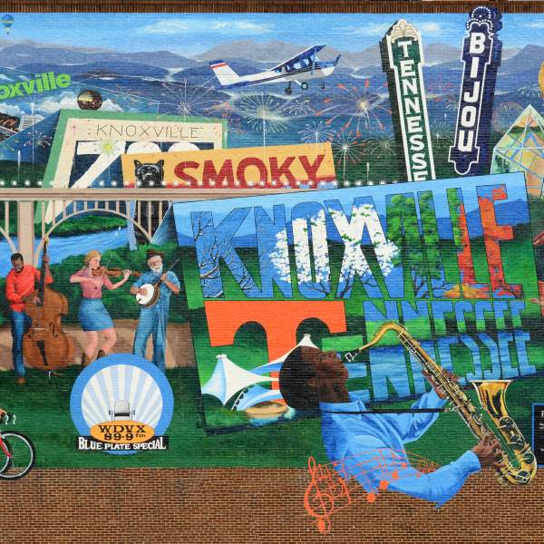 Visit Knoxville Mural