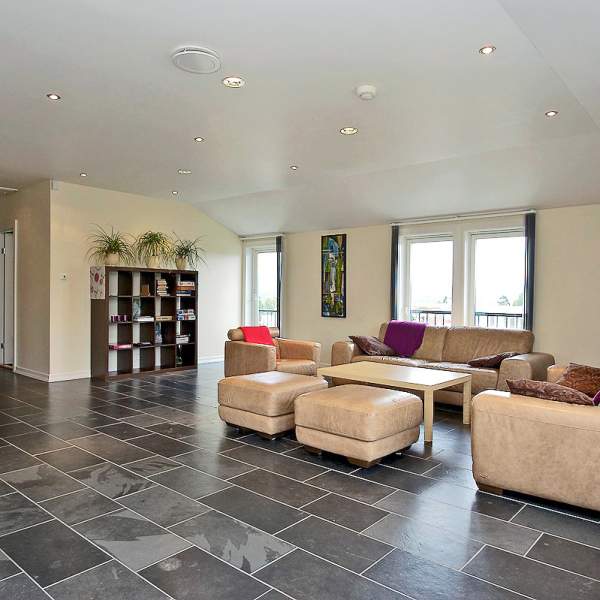 Living room at Svane Apartments in Gjøvik