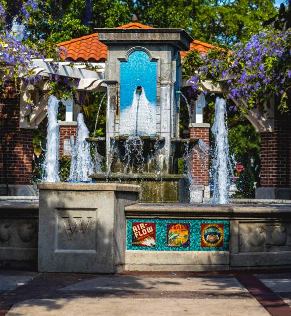Fountain in downtown Winter Garden
