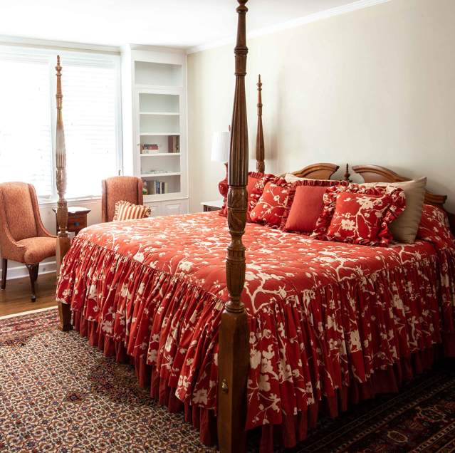 Valparaiso Inn Bed and Breakfast - bedroom