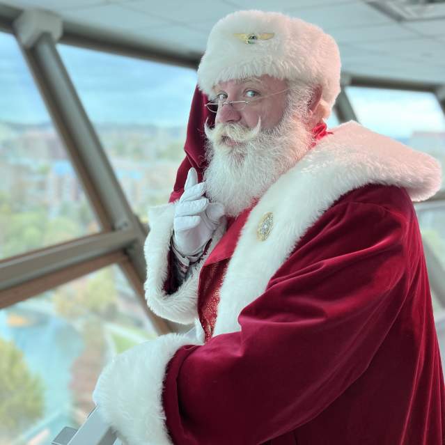 Santa at the Sunsphere