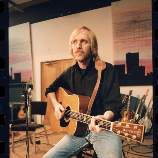 Photo of Tom Petty by Robert Sebree, courtesy of the Cade Museum for Creativity and Invention