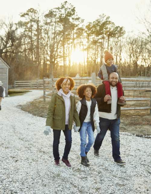 Family walking in Yorktown