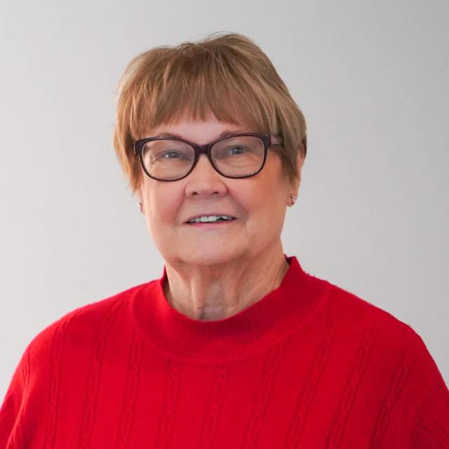 Bea Pamprin Volunteer Headshot