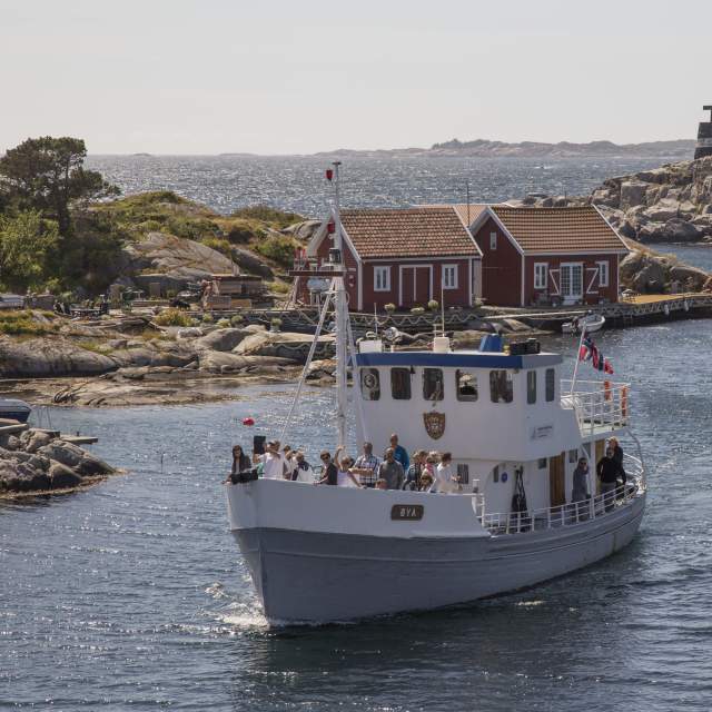 Sightseeingbåten M/B Øya i Blindleia, Ulvøysund, Lillesand