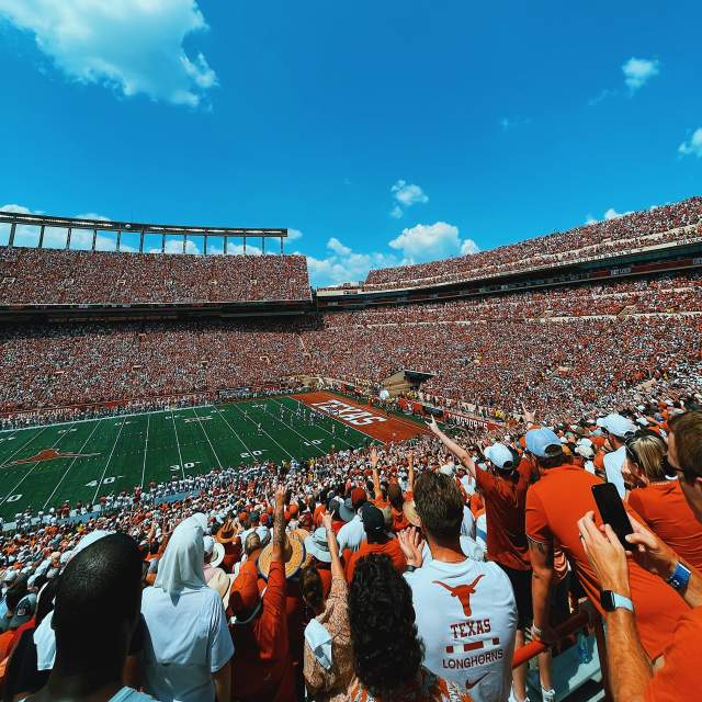 Where to Catch Your College s Football Watch Parties in Dallas