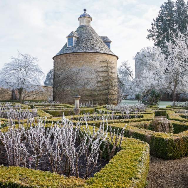 A wintery scene at Rousham