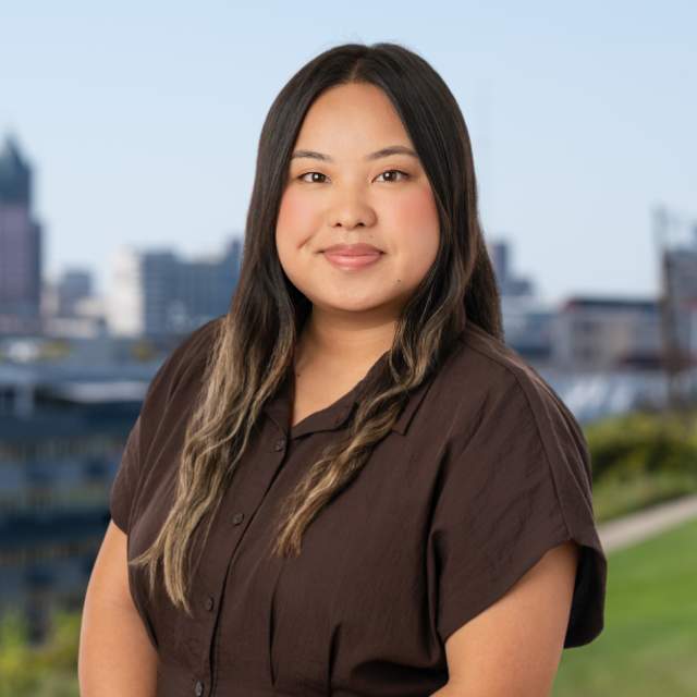 Mai Xiong