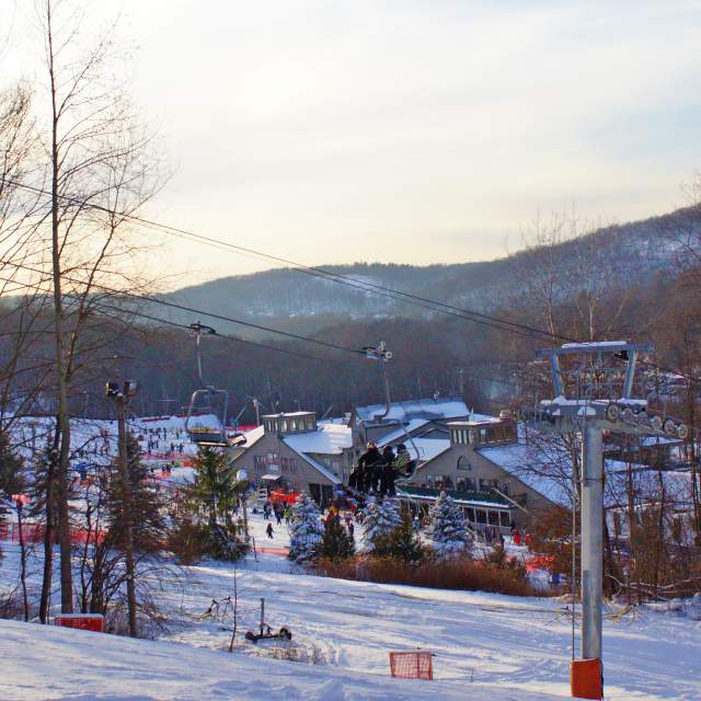 Save big on skiing this season in the Poconos