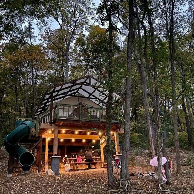 Airydale Retreat treehouses