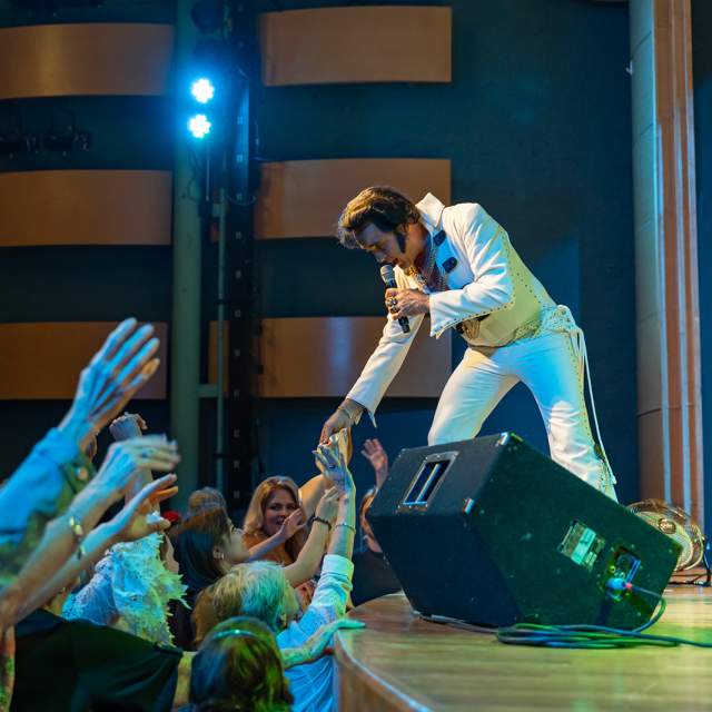 Kraig Parker Elvis Tribute at Palace Theatre in Grapevine, Texas