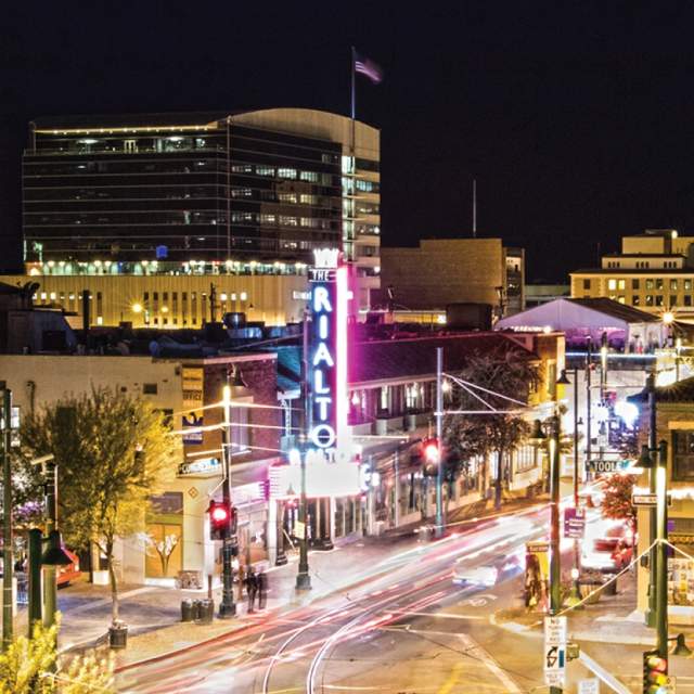downtown-hero-shot-night-rialto-club-congress-hotel
