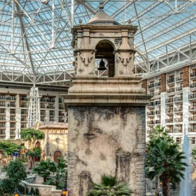 Gaylord Texan Interior