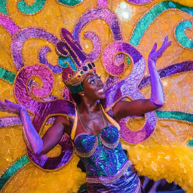 Performer at the Universal Studios Florida Mardi Gras parade