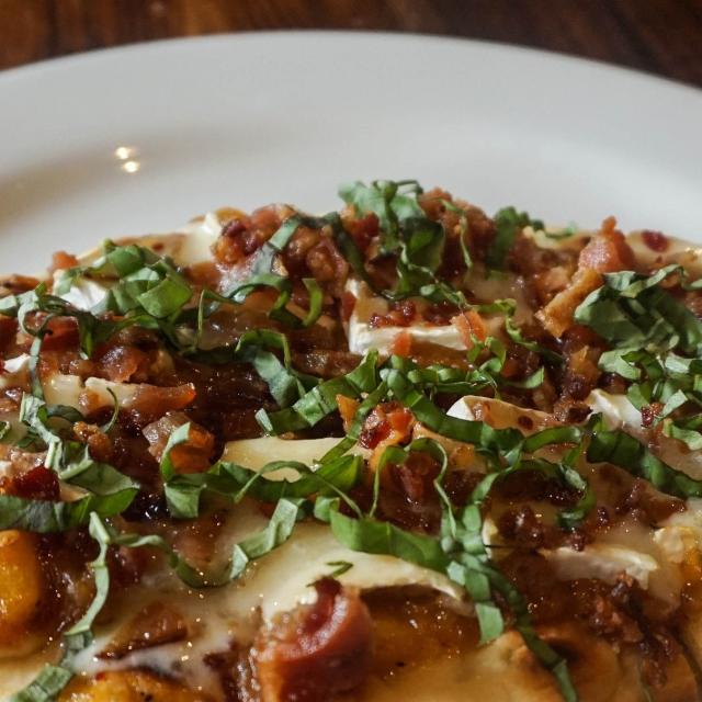 Artisan's Table peach flatbread