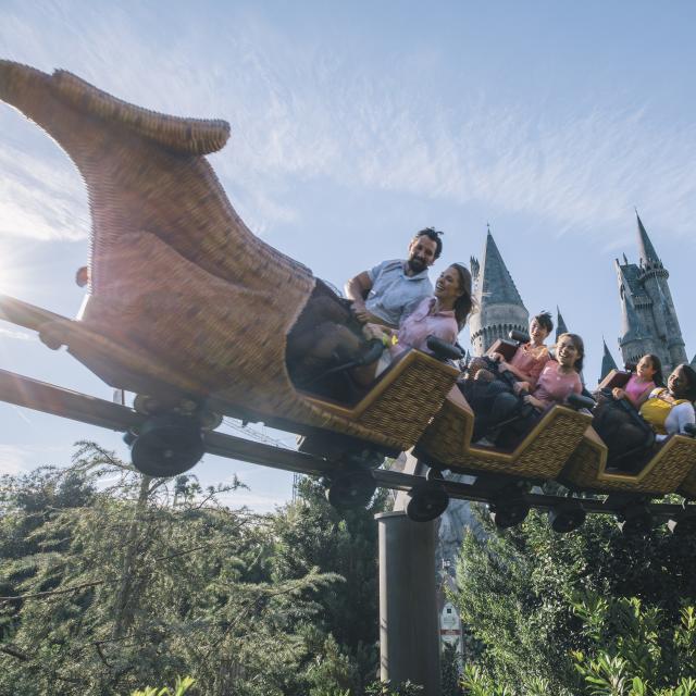 flight of the hippogriff rollercoaster