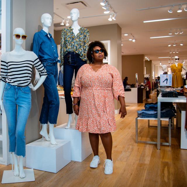 Influencer Katrina Dandridge shopping at Loft in the Mall at Millenia