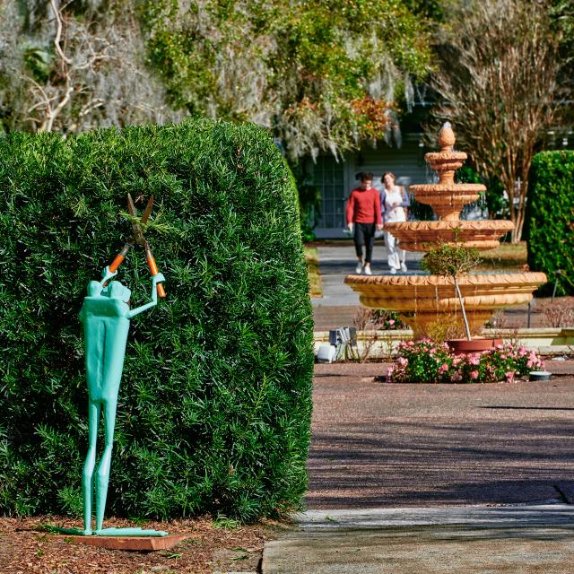 Frog statue at Harry P. Leu Gardens