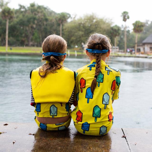 Influencer Katie Ellison and her family go swimming