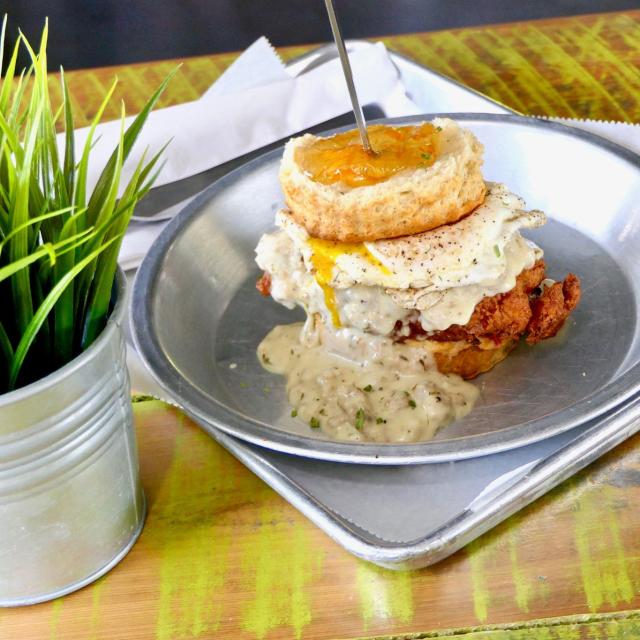 A biscuit and gravy dish from Se7en Bites in Orlando, Florida.