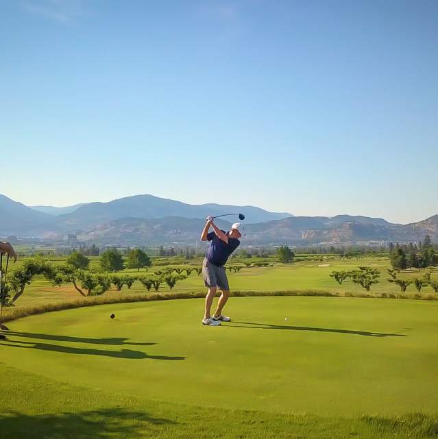 Roger Sleiman golfing at Harvest Golf Club