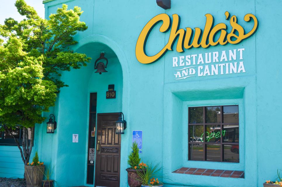 Chulas Restaurant in Eugene by Melanie Griffin