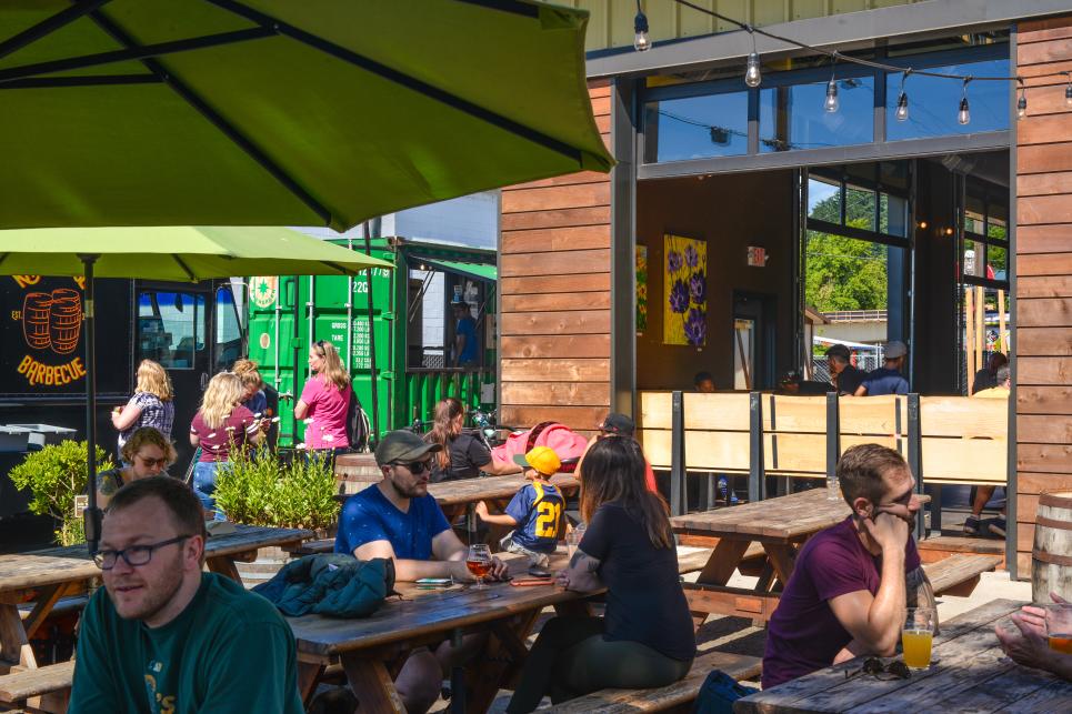 Oakshire Brewing Public House Patio
