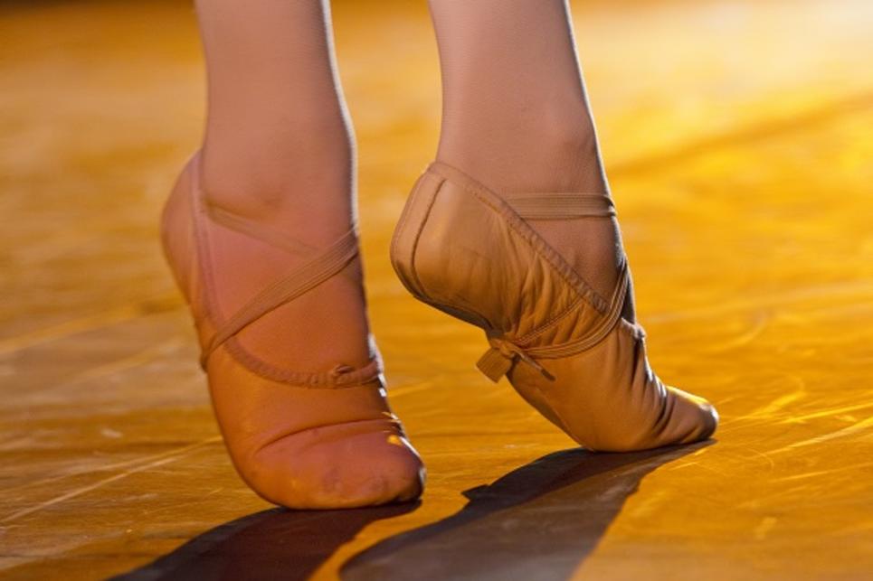 Ballet Feet by David Puzier