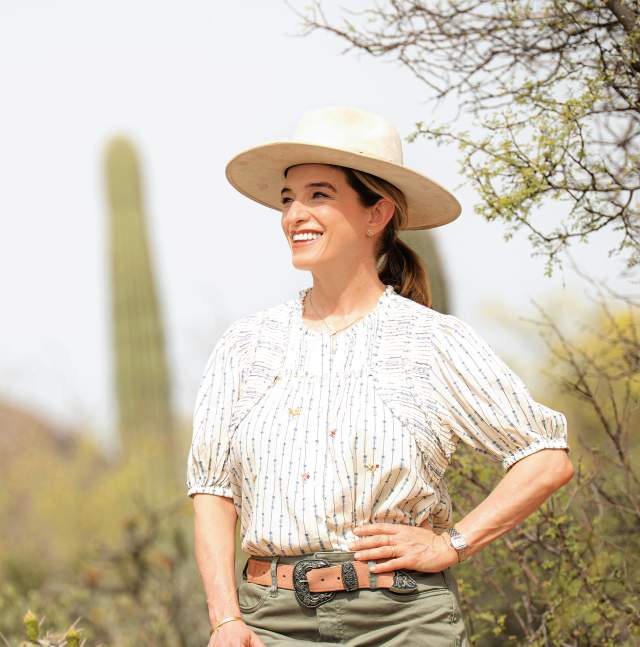 Pati Jenish in the desert