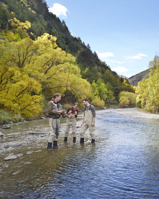 Guided fishing trip in Arrow River Arrowtown Queenstown