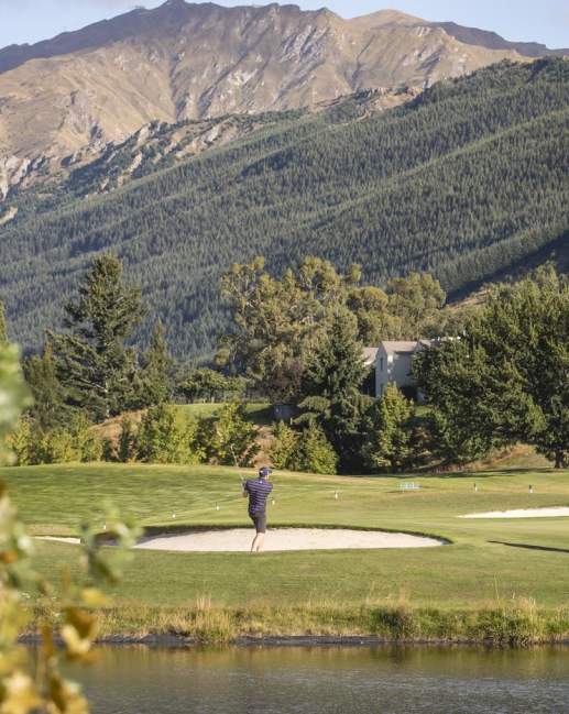 Friends playing golf at Millbrook Resort
