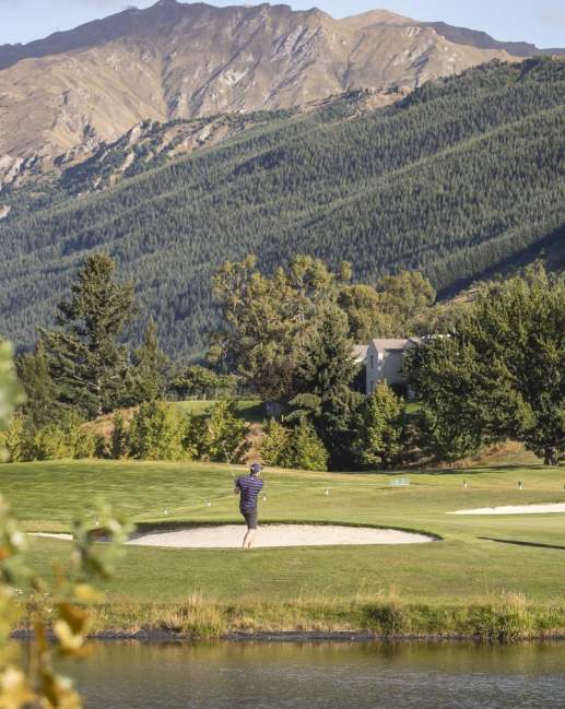 Friends playing golf at Millbrook Resort