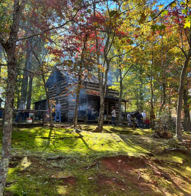 Hart Square - Festival, Cabins, Fall, Leaves