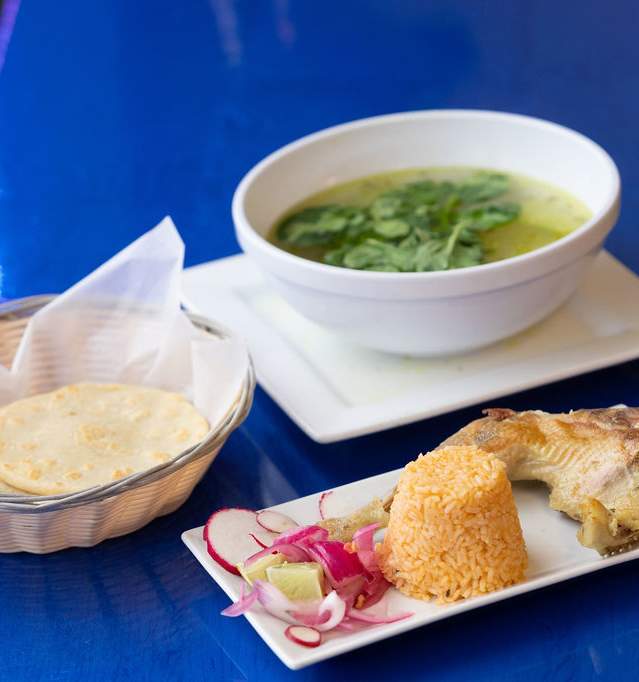 Caldo de Gallina