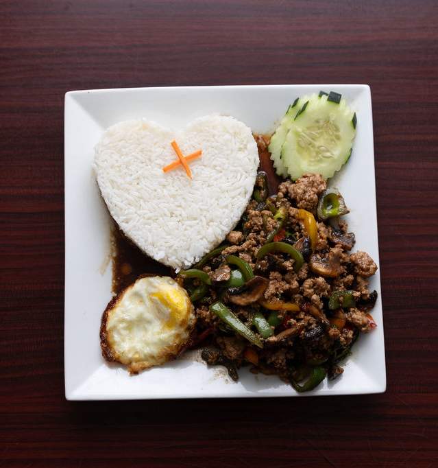 Pad-Ka-Pao (Thai Stir Fry)