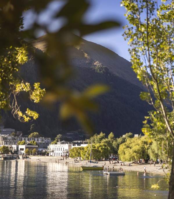 Sunny afternoon in Queenstown Bay