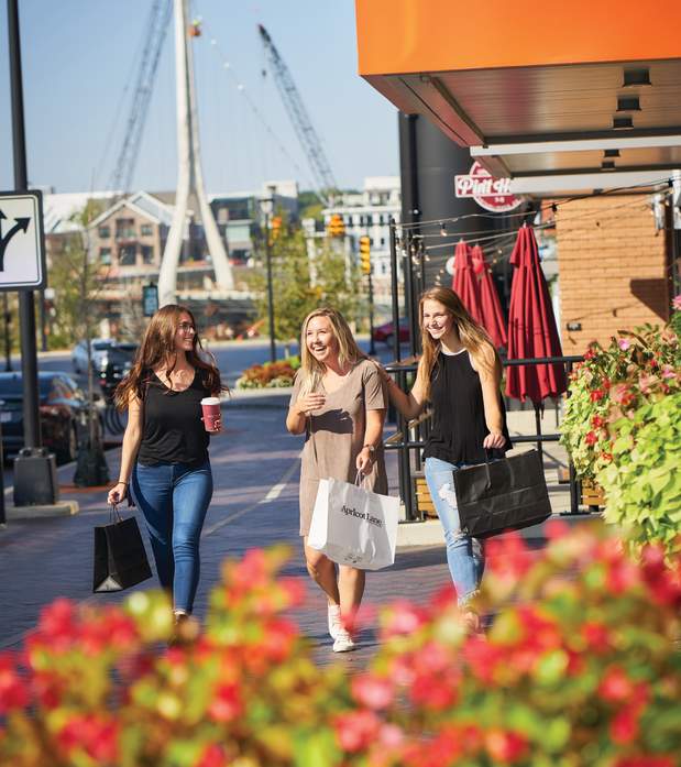 Shopping in Bridge Park