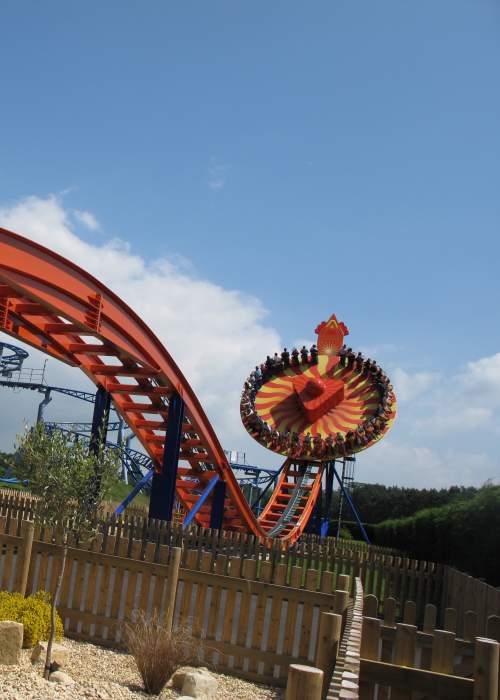 The Edge ride at Paultons Park in the New Forest - Things to Do hero