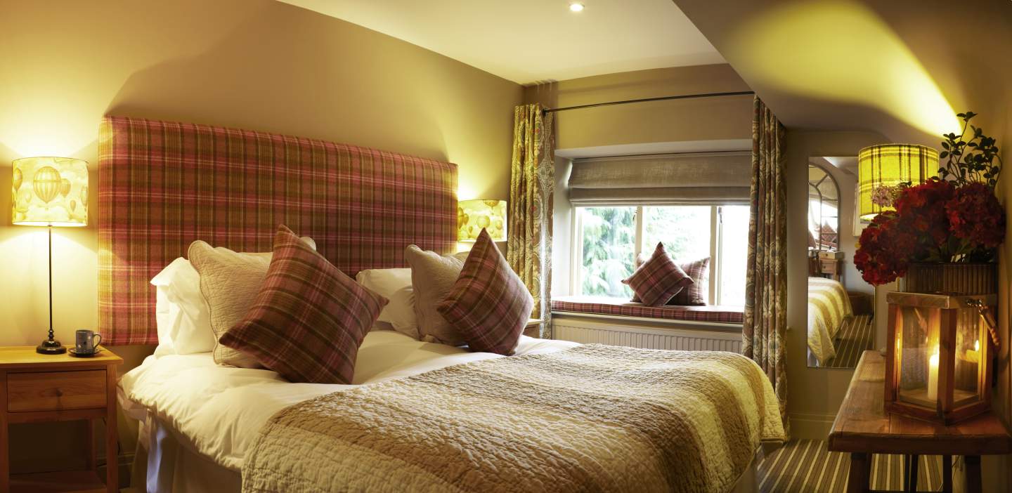 An image of Bed & Breakfast accommodation at The Plough Inn, Scalby