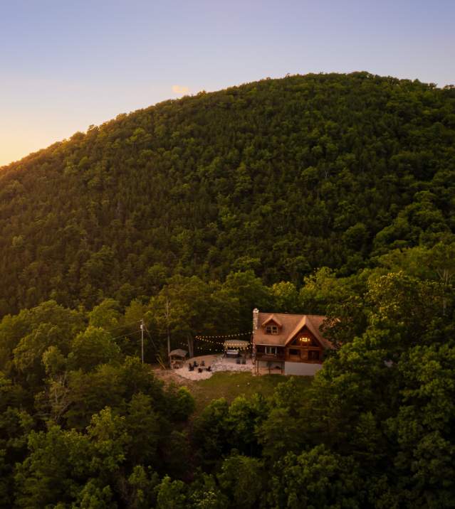 Bearloga Log Cabin, Stanley, VA