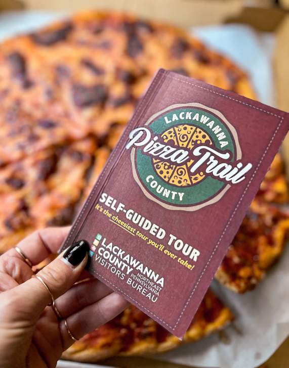 Pizza_Trail_Passport_Vince_the_Pizza_Prince_2023_Smith_01_LCVB