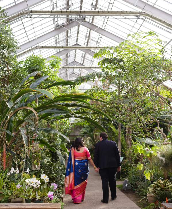 Couple at conservatory at Mattheai Botanical Garden